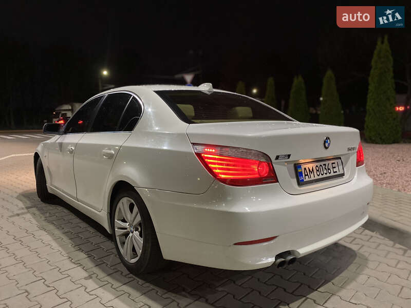 Седан BMW 5 Series 2009 в Житомире
