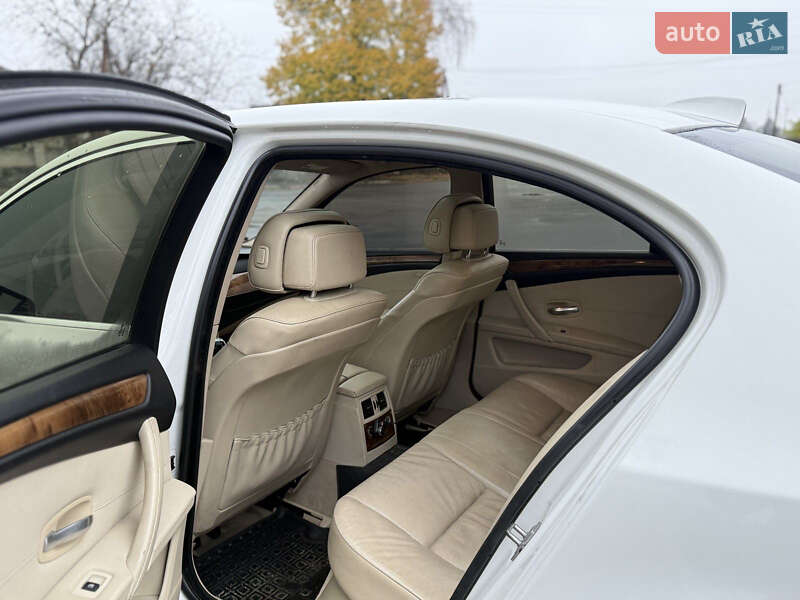 Седан BMW 5 Series 2009 в Житомире
