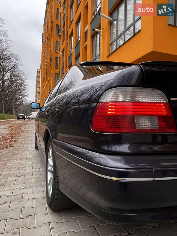 Седан BMW 5 Series 2001 в Виннице