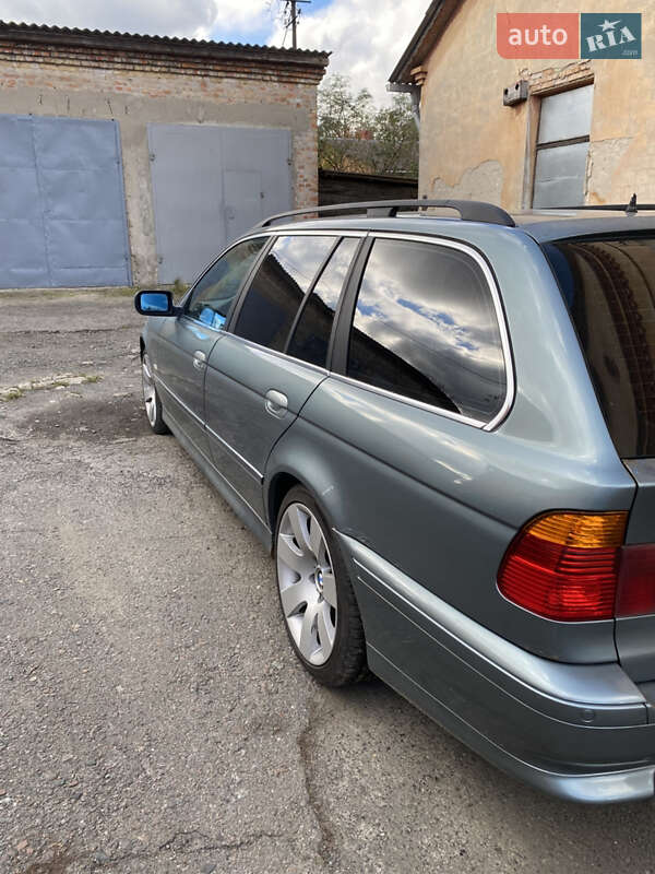 Универсал BMW 5 Series 2002 в Костополе