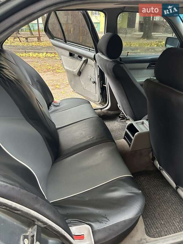 Седан BMW 5 Series 1989 в Житомире фото 13 Седан BMW 5 Series 1989 в Житомире