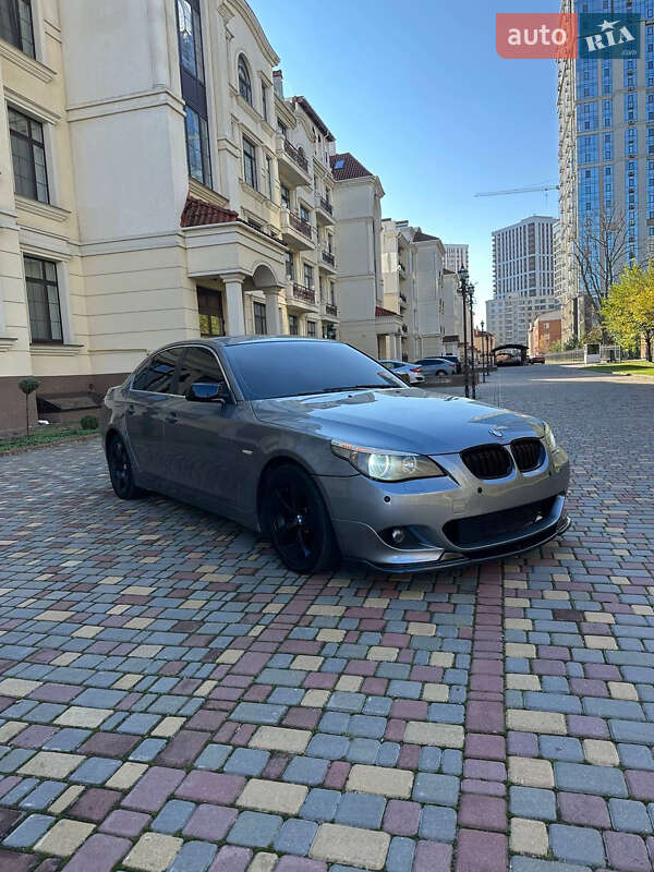 Седан BMW 5 Series 2004 в Одессе фото Седан BMW 5 Series 2004 в Одессе