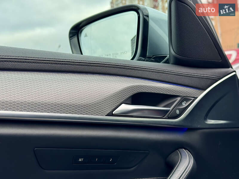 Седан BMW 5 Series 2018 в Киеве