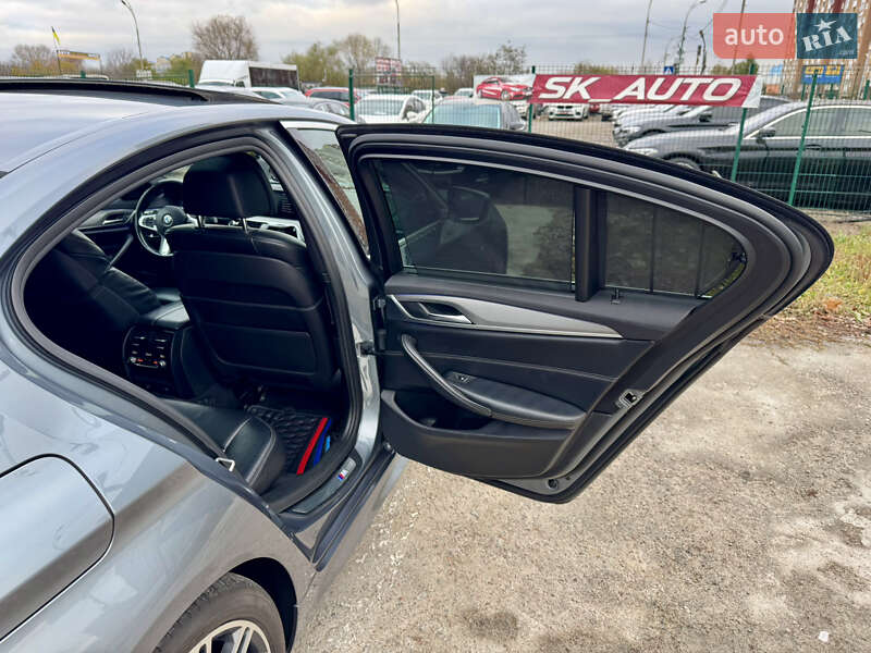 Седан BMW 5 Series 2018 в Киеве