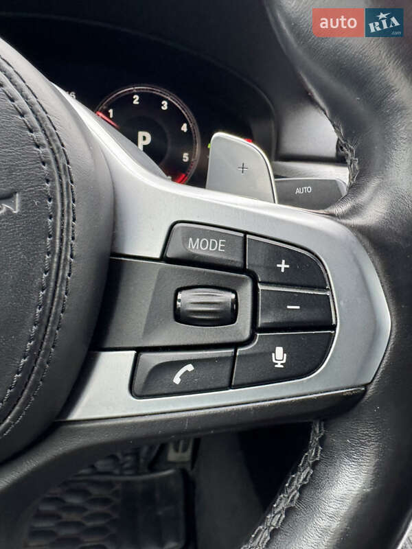 Седан BMW 5 Series 2018 в Киеве