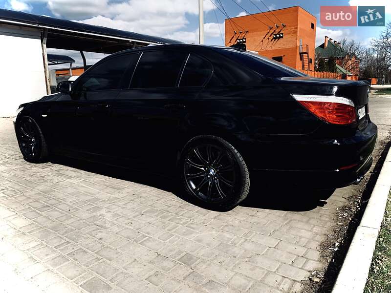 Седан BMW 5 Series 2009 в Долинской