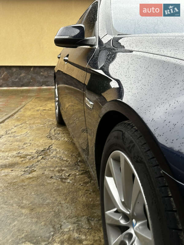 Седан BMW 5 Series 2014 в Жидачове