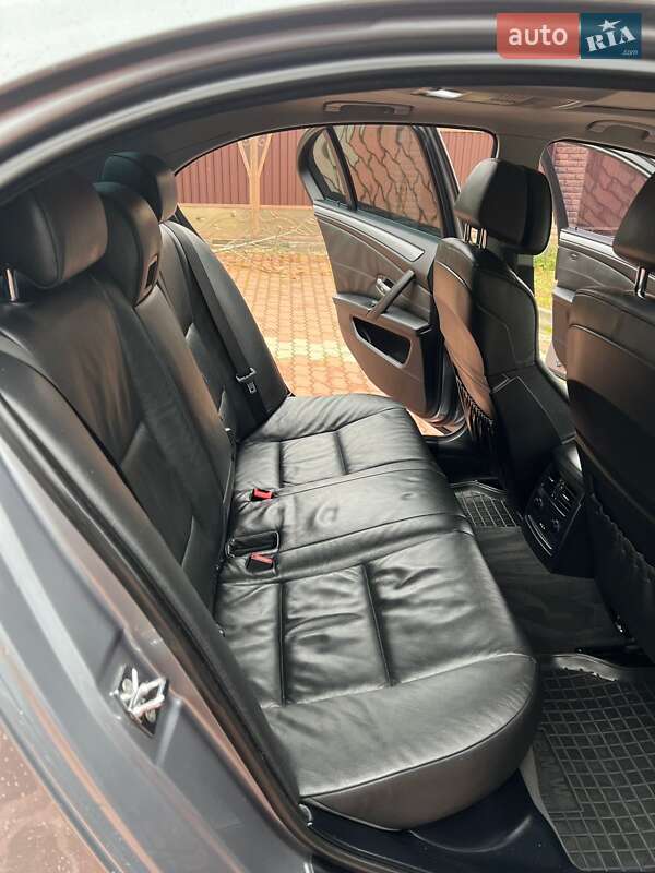 Седан BMW 5 Series 2008 в Чернівцях
