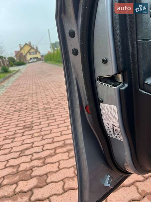 Седан BMW 5 Series 2008 в Чернівцях