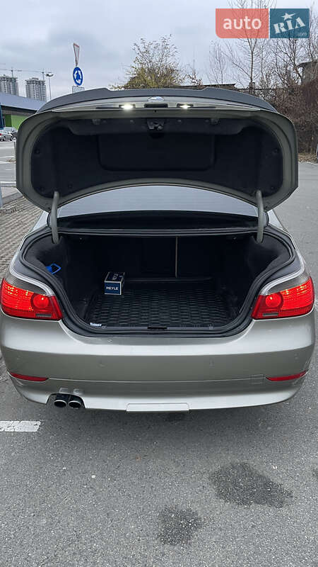 Седан BMW 5 Series 2004 в Киеве фото 17 Седан BMW 5 Series 2004 в Киеве