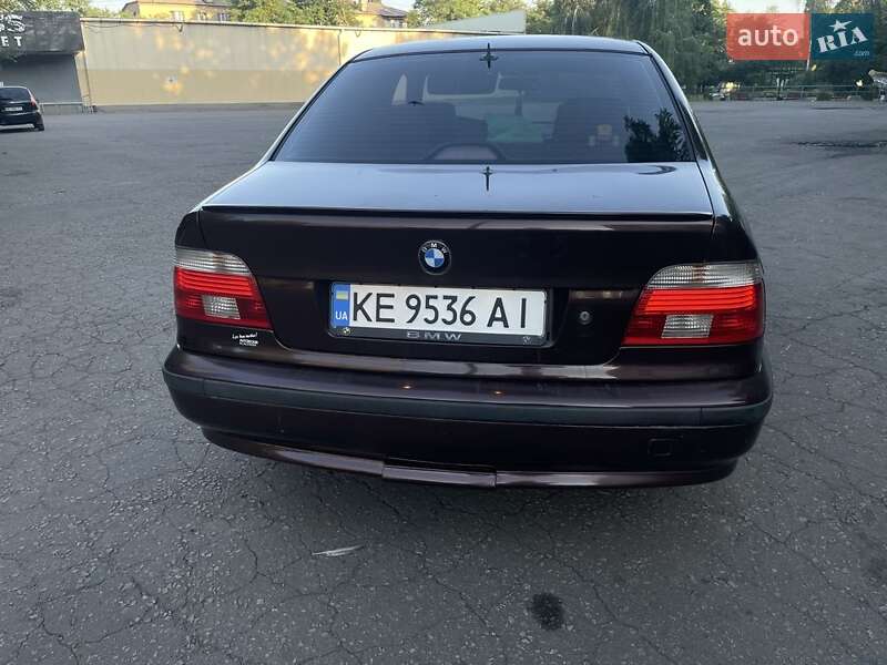 Седан BMW 5 Series 1997 в Синельниково