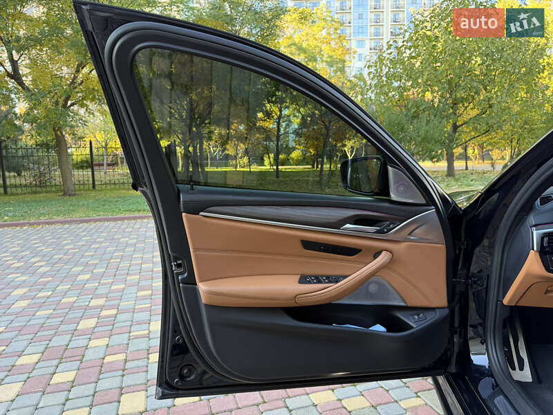 Седан BMW 5 Series 2017 в Одессе