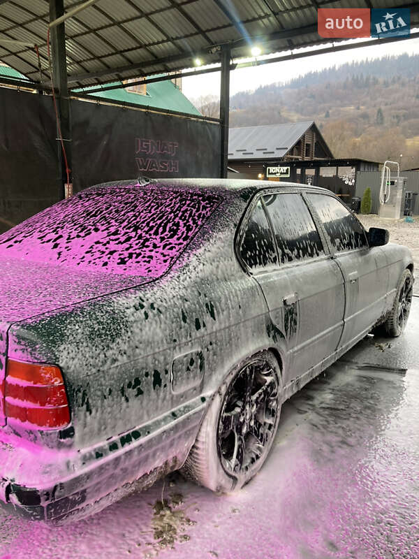 Седан BMW 5 Series 1990 в Рахове фото 9 Седан BMW 5 Series 1990 в Рахове