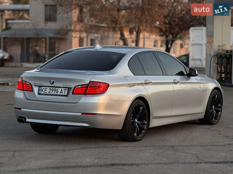Седан BMW 5 Series 2012 в Днепре