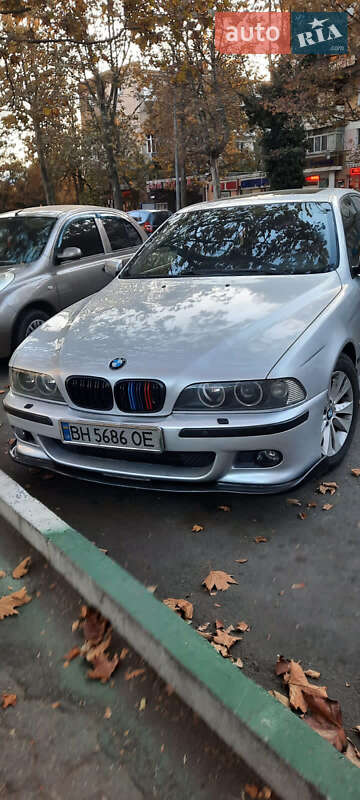 Седан BMW 5 Series 2003 в Авангарде фото 4 Седан BMW 5 Series 2003 в Авангарде