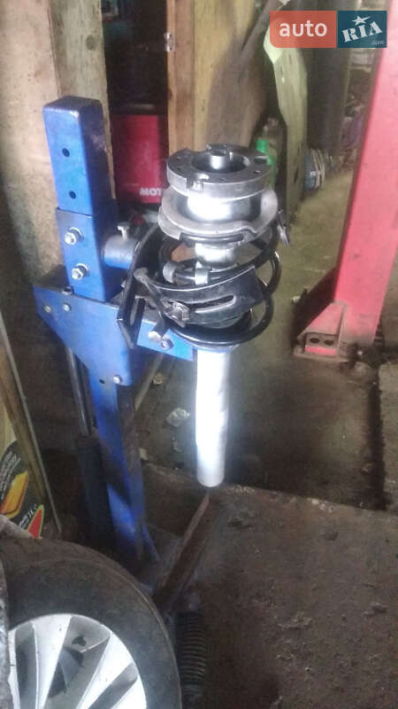 Седан BMW 5 Series 2003 в Авангарде фото 20 Седан BMW 5 Series 2003 в Авангарде