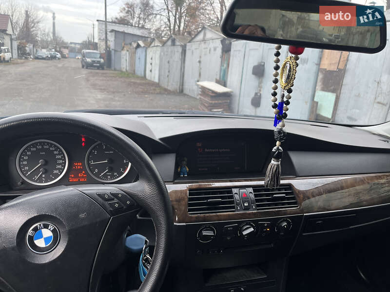 Седан BMW 5 Series 2003 в Києві