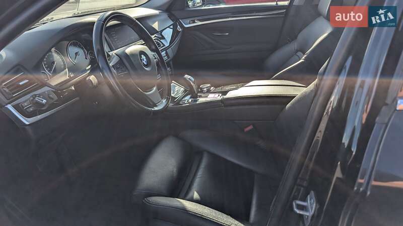 Седан BMW 5 Series 2013 в Львове