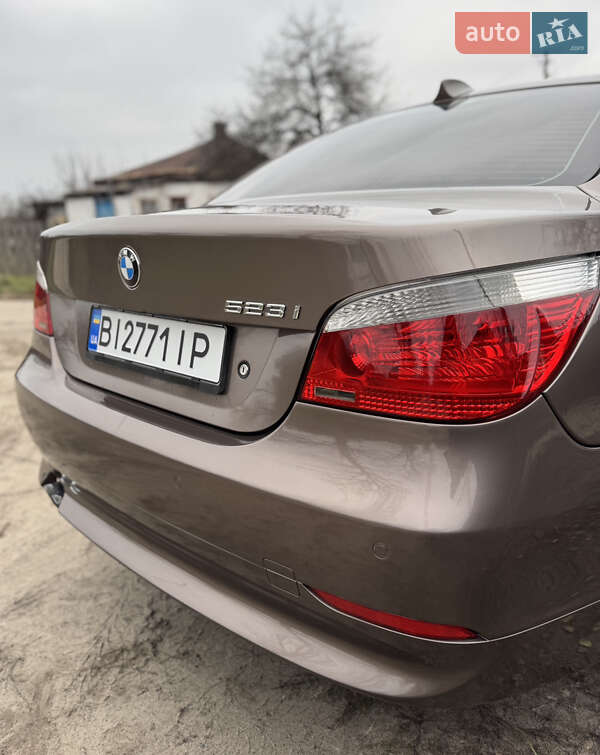 Седан BMW 5 Series 2006 в Полтаве