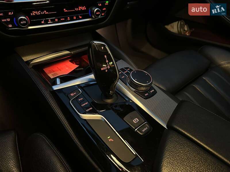 Седан BMW 5 Series 2017 в Киеве фото 23 Седан BMW 5 Series 2017 в Киеве
