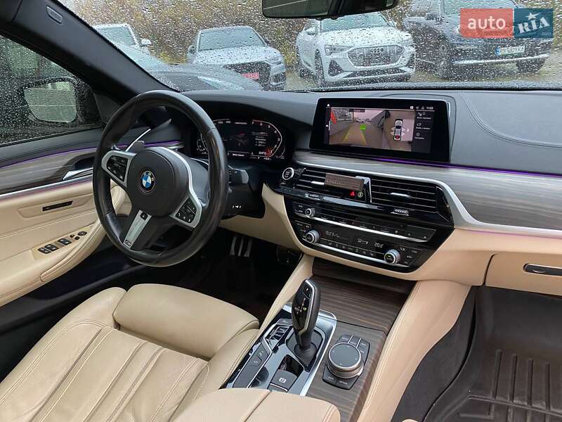 Седан BMW 5 Series 2019 в Львові