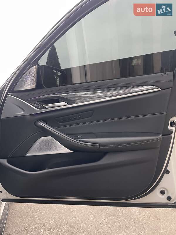 Седан BMW 5 Series 2018 в Борисполе фото 38 Седан BMW 5 Series 2018 в Борисполе