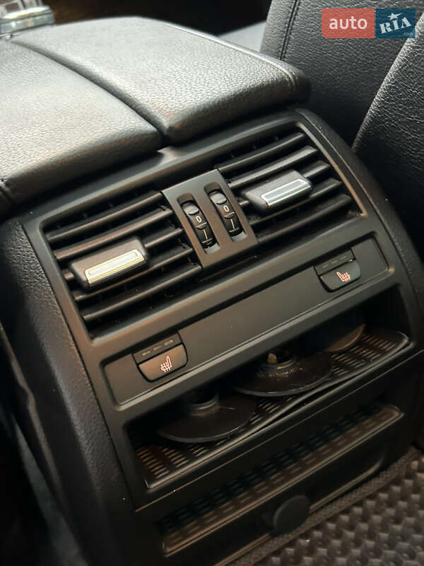 Седан BMW 5 Series 2015 в Прилуках