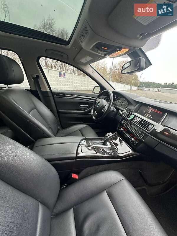 Седан BMW 5 Series 2016 в Києві