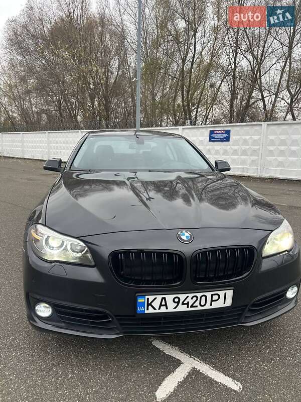 Седан BMW 5 Series 2016 в Києві
