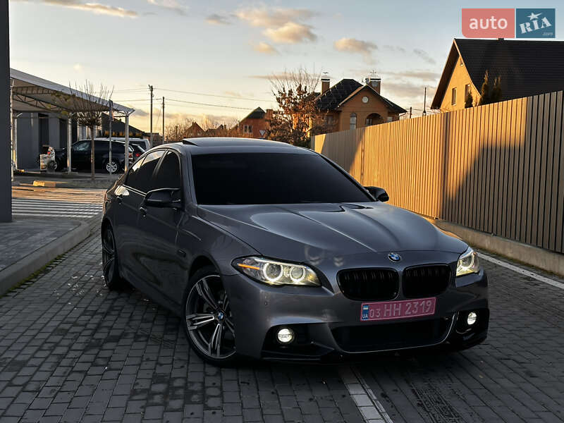 Седан BMW 5 Series 2015 в Луцке