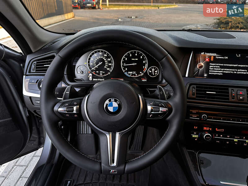 Седан BMW 5 Series 2015 в Луцке