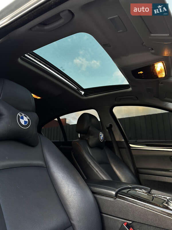 Седан BMW 5 Series 2015 в Луцке