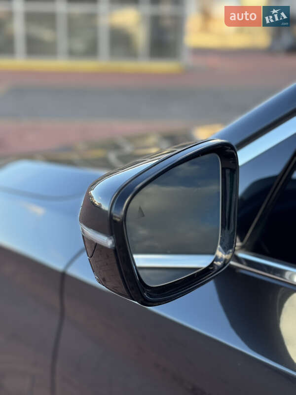 Седан BMW 5 Series 2020 в Ровно