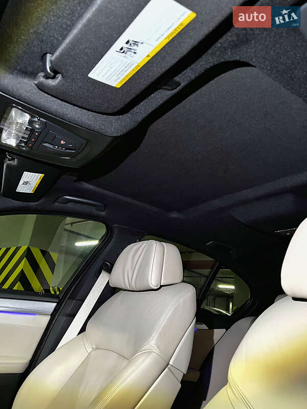 Седан BMW 5 Series 2012 в Одессе