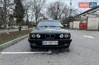 Седан BMW 5 Series 1988 в Ладижині