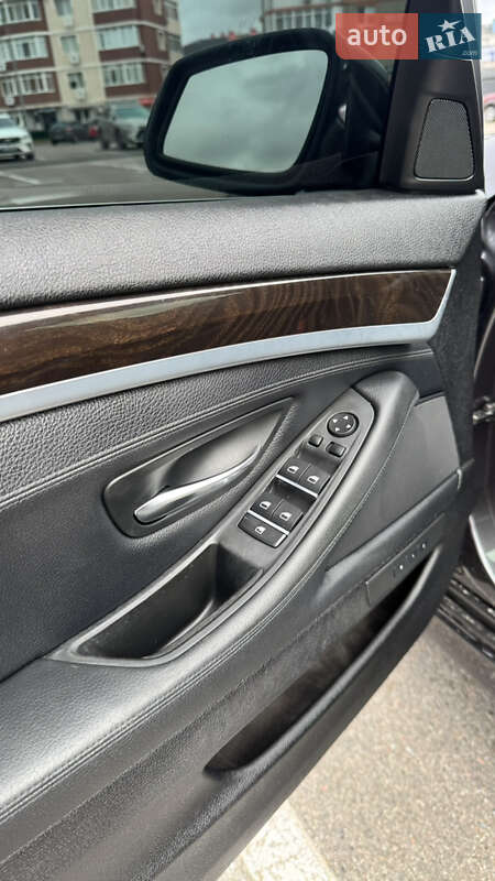 Седан BMW 5 Series 2014 в Киеве фото 24 Седан BMW 5 Series 2014 в Киеве