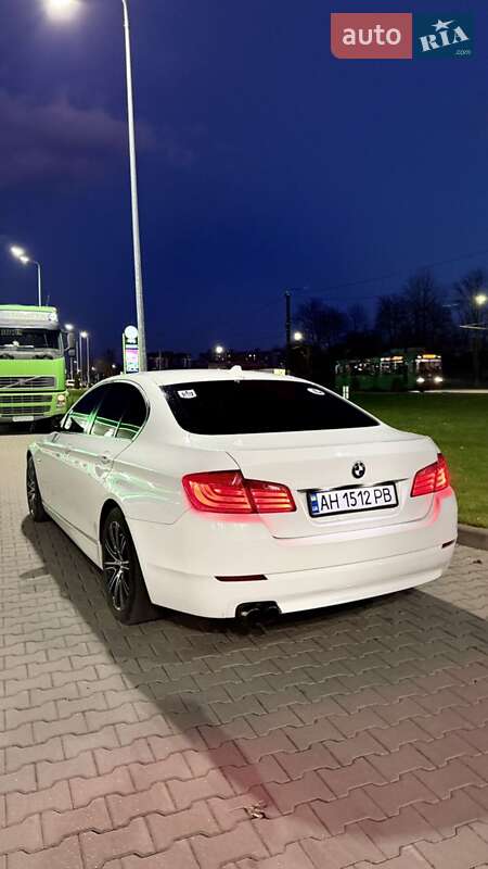 Седан BMW 5 Series 2011 в Житомире