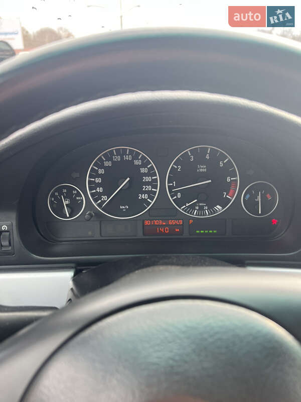 Универсал BMW 5 Series 2003 в Черновцах