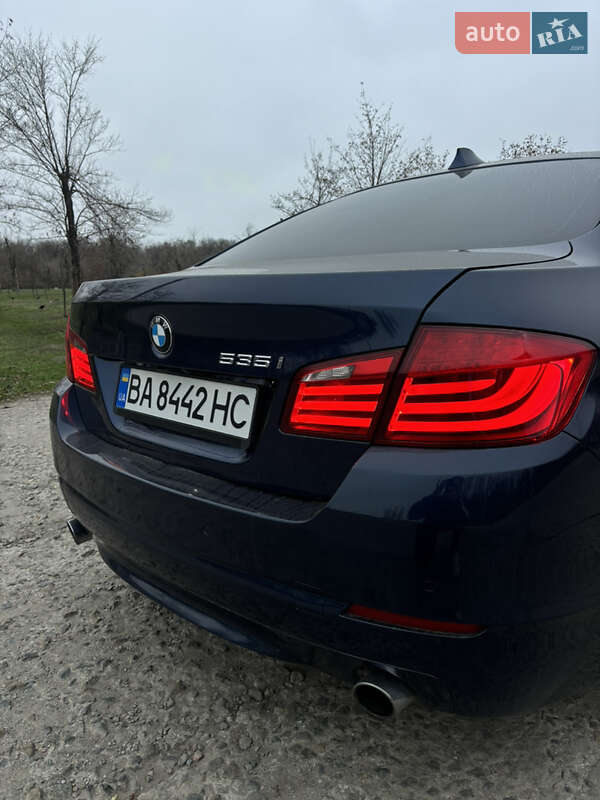 Седан BMW 5 Series 2012 в Кривом Роге