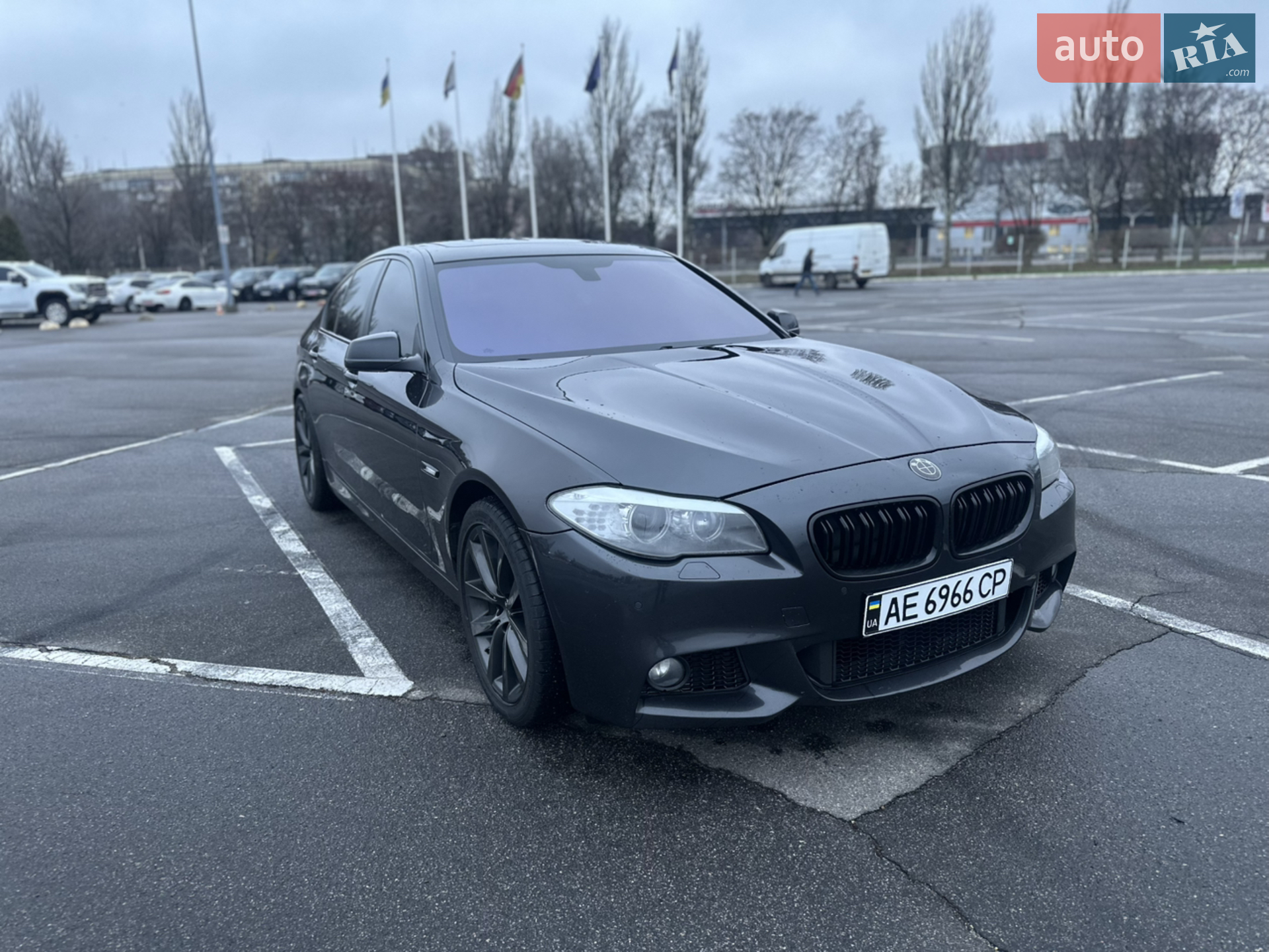 2012 BMW 5er - мініатюра 2
