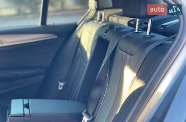 Седан BMW 5 Series 2018 в Ужгороді