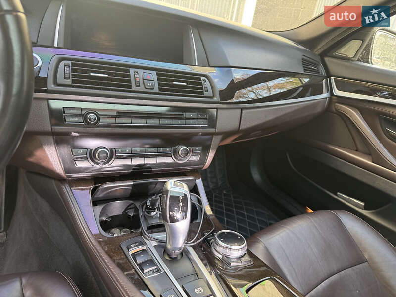 Седан BMW 5 Series 2013 в Киеве