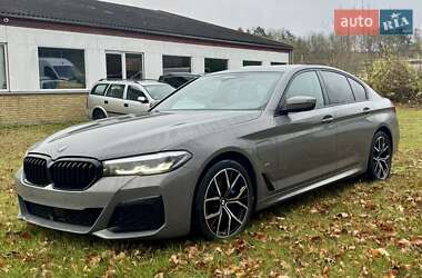 Седан BMW 5 Series 2021 в Львове