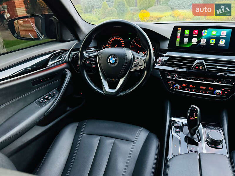 Седан BMW 5 Series 2018 в Киеве