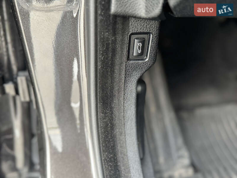 Седан BMW 5 Series 2014 в Киеве фото 13 Седан BMW 5 Series 2014 в Киеве