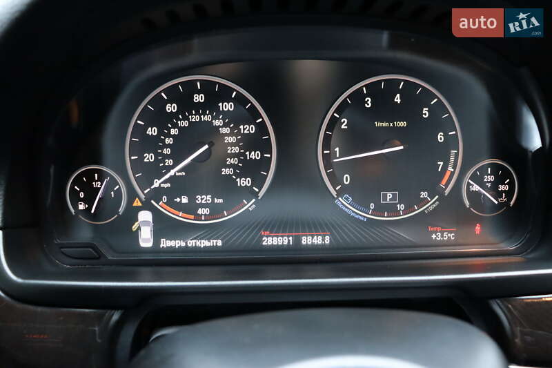 Седан BMW 5 Series 2013 в Львове