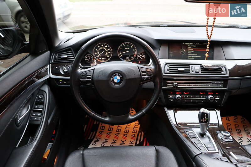Седан BMW 5 Series 2013 в Львове