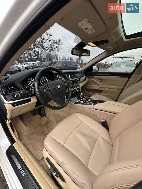 Седан BMW 5 Series 2013 в Белогородке