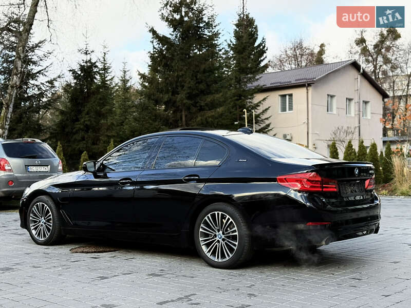 Седан BMW 5 Series 2018 в Львове фото 21 Седан BMW 5 Series 2018 в Львове