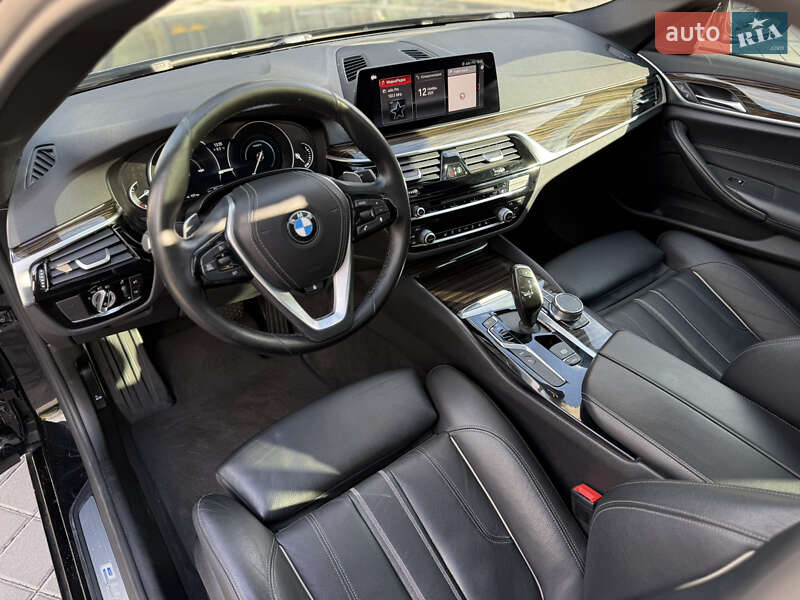 Седан BMW 5 Series 2018 в Львове фото 30 Седан BMW 5 Series 2018 в Львове